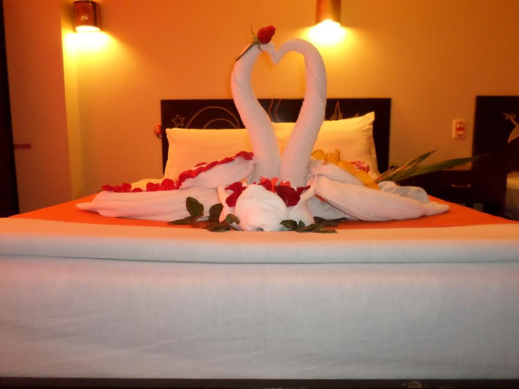 New Day Machu Picchu Hotell Aguas Calientes Exteriör bild