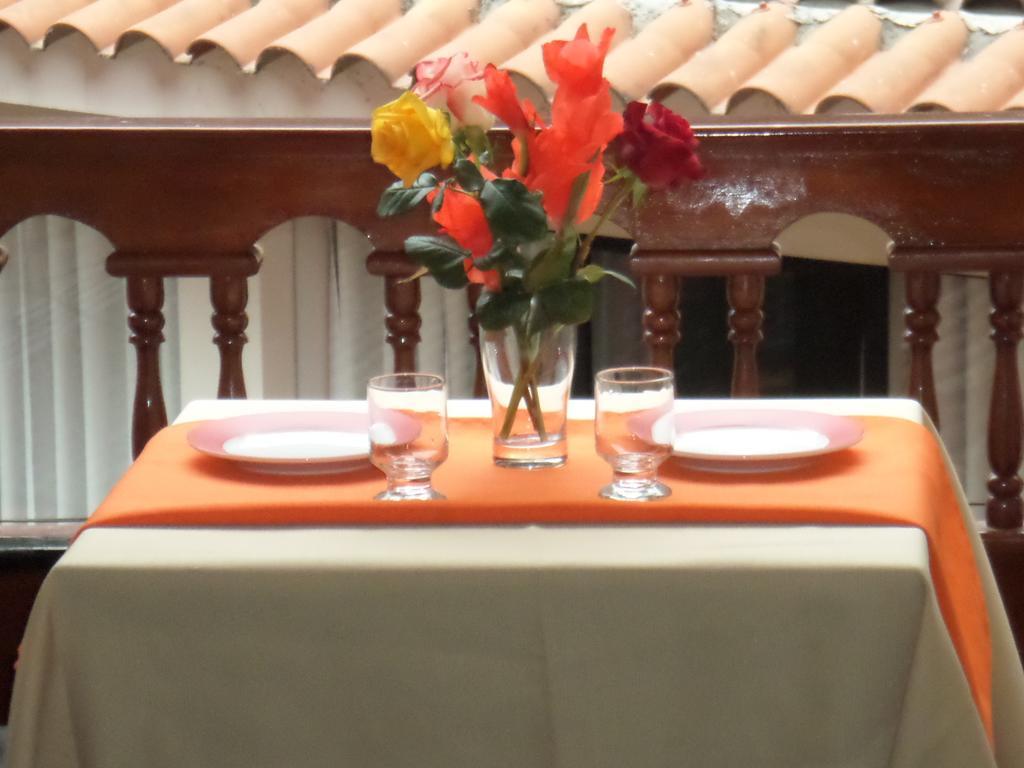 New Day Machu Picchu Hotell Aguas Calientes Exteriör bild
